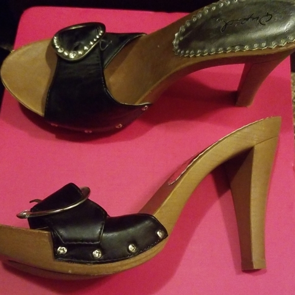 Black strap and wood heel heels *QUPID* - Picture 4 of 5